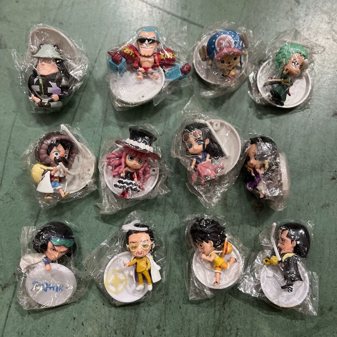 One Piece chibi Luffy, White S - Anime One Piece Merchandise review and price